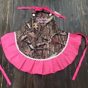 NEW BURTON & BURTON Mossy Oak Apron Toddler Girl